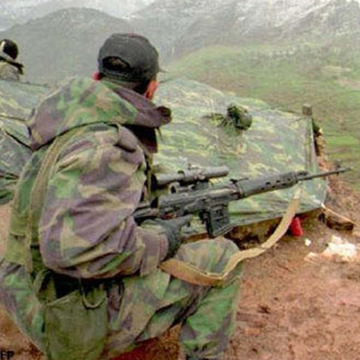Başkale\'de Çatışma: 1 Asker Yaralı