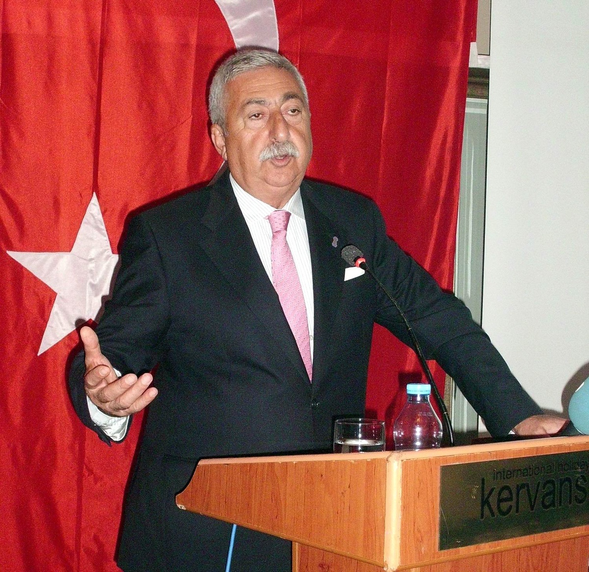 "Esnaf ve Sanatkarların Meseleleri Çözülmeli"