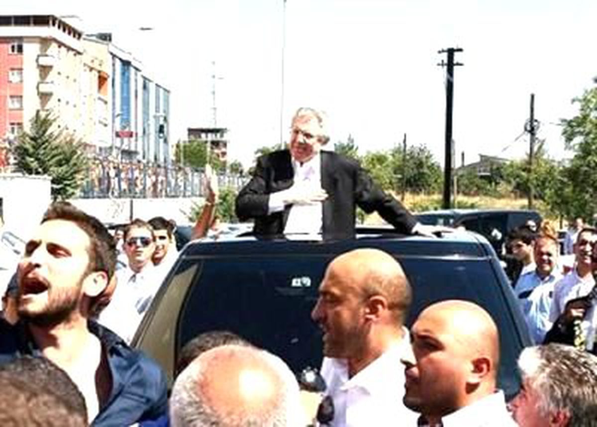 F.Bahçe\'yi Aziz Yıldırım da Kurtaramadı