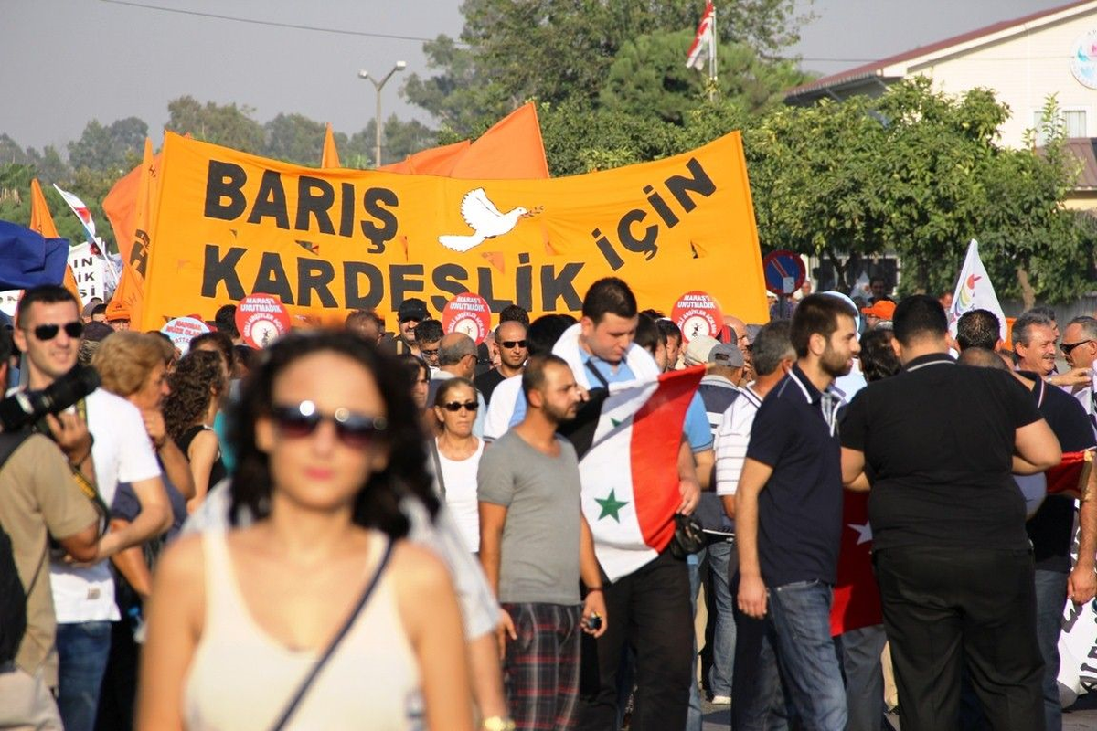 Kadıköy\'de "Barış Günü" Mitingi