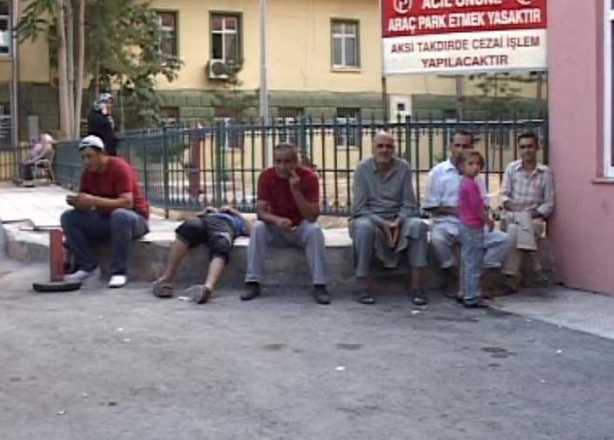 Malatya\'daki Suriyeliler, Kahramanmaraş\'a Gitmeye Hazırlanıyor