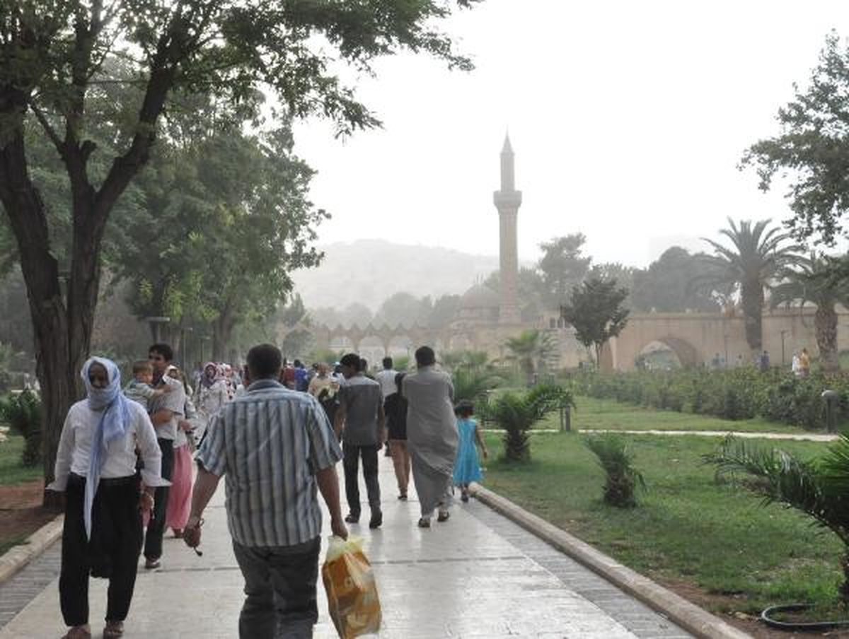 Şanlıurfa\'da Fırtına Etkili Oldu