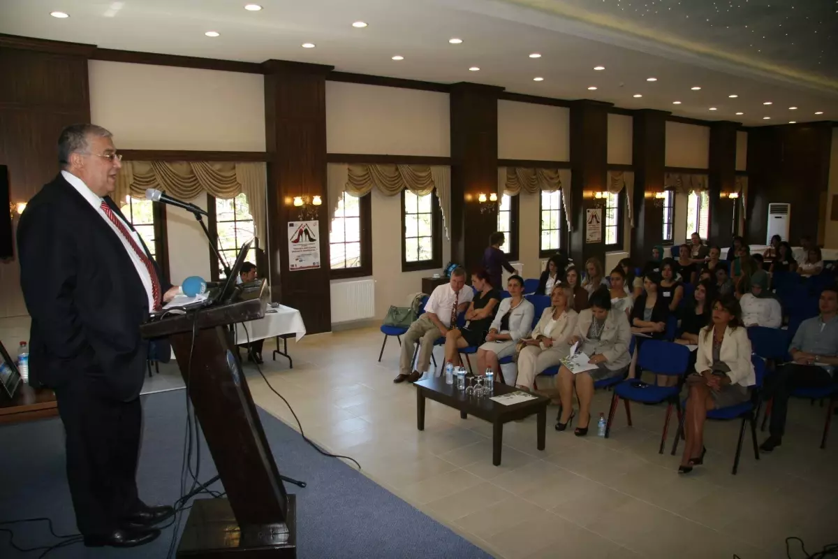 Türker: "Türkiye Savaşın Eşiğinde"