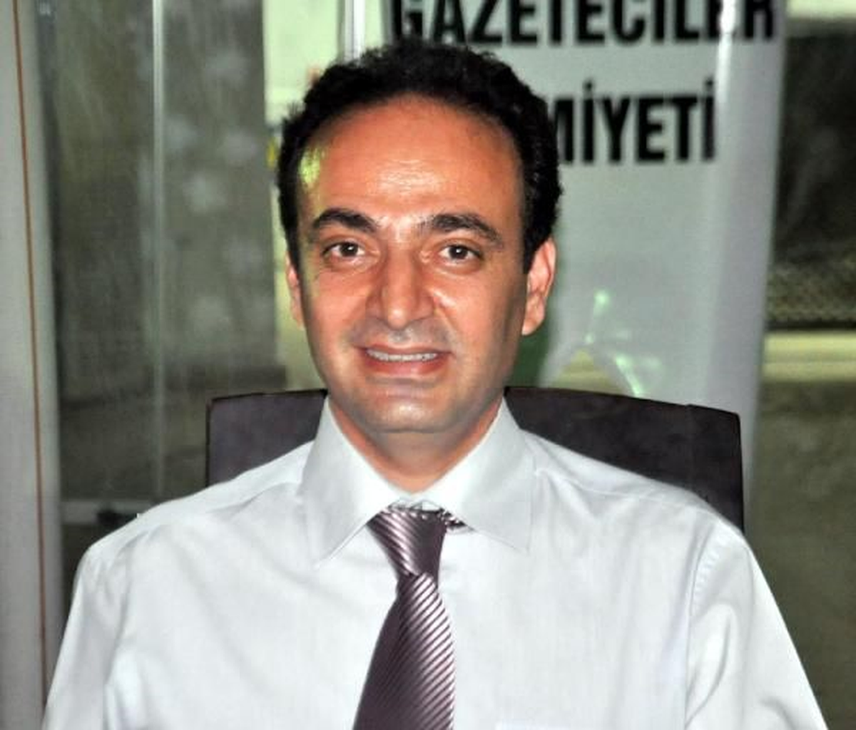 "Türkler \'Gerilla Evladımızdır\' Desin"