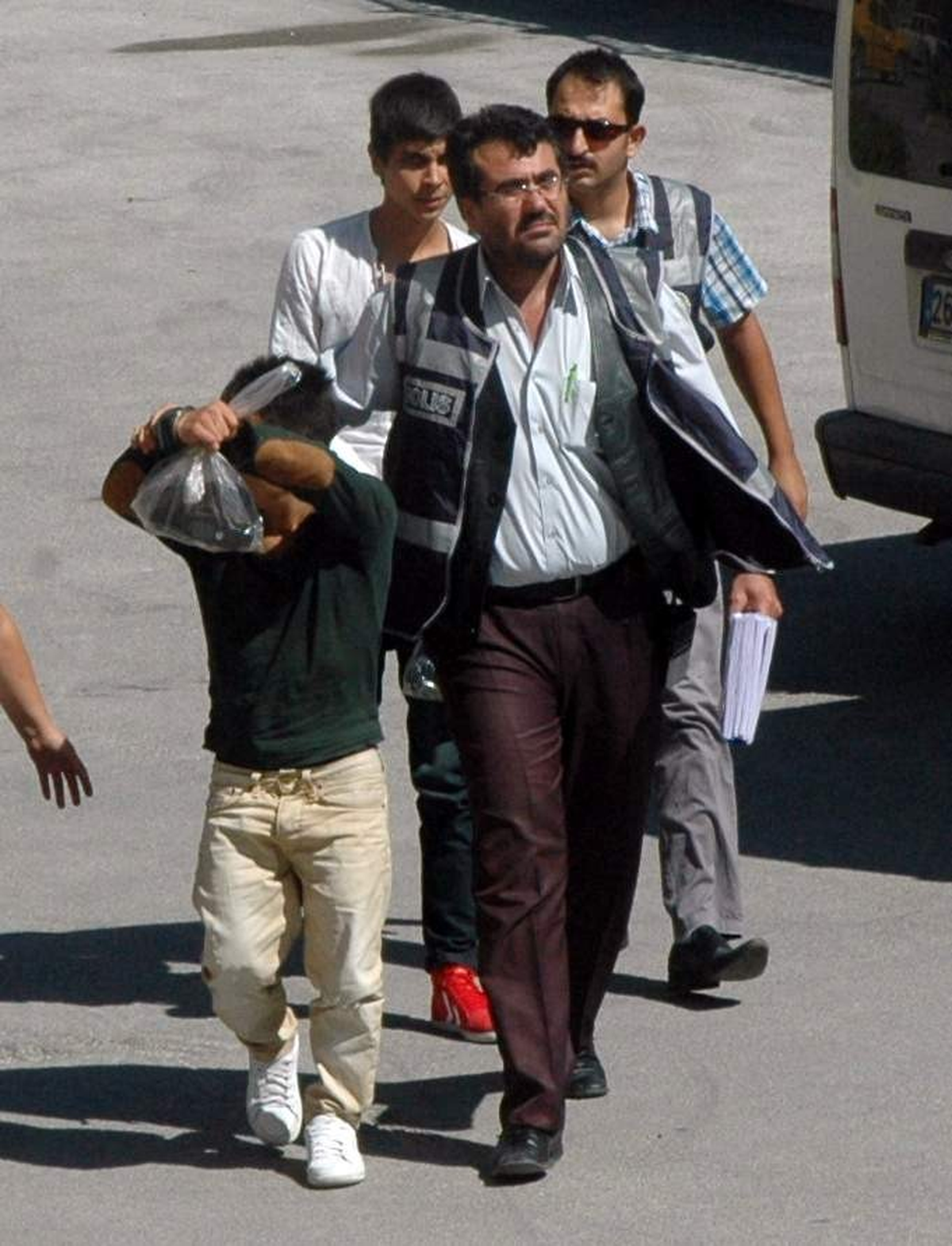 7 Evden Hırsızlık Yaptığı İddia Edilen 3 Zanlı Yakalandı
