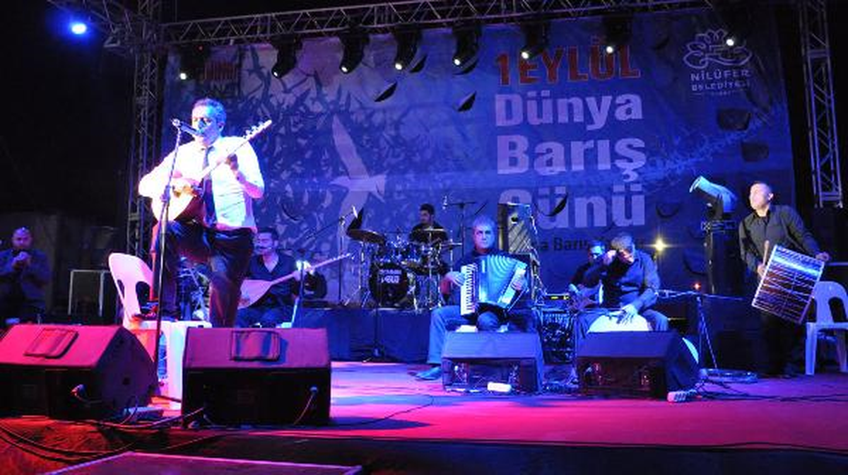 Bursa\'da Türkülerle Barışa Çağrı