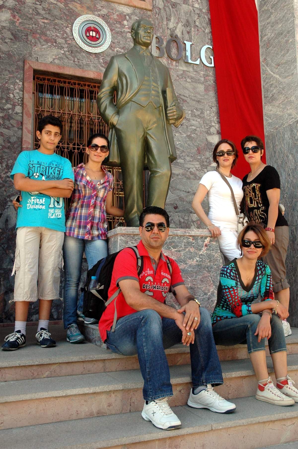 İranlı Turistlerin Atatürk Sevgisi