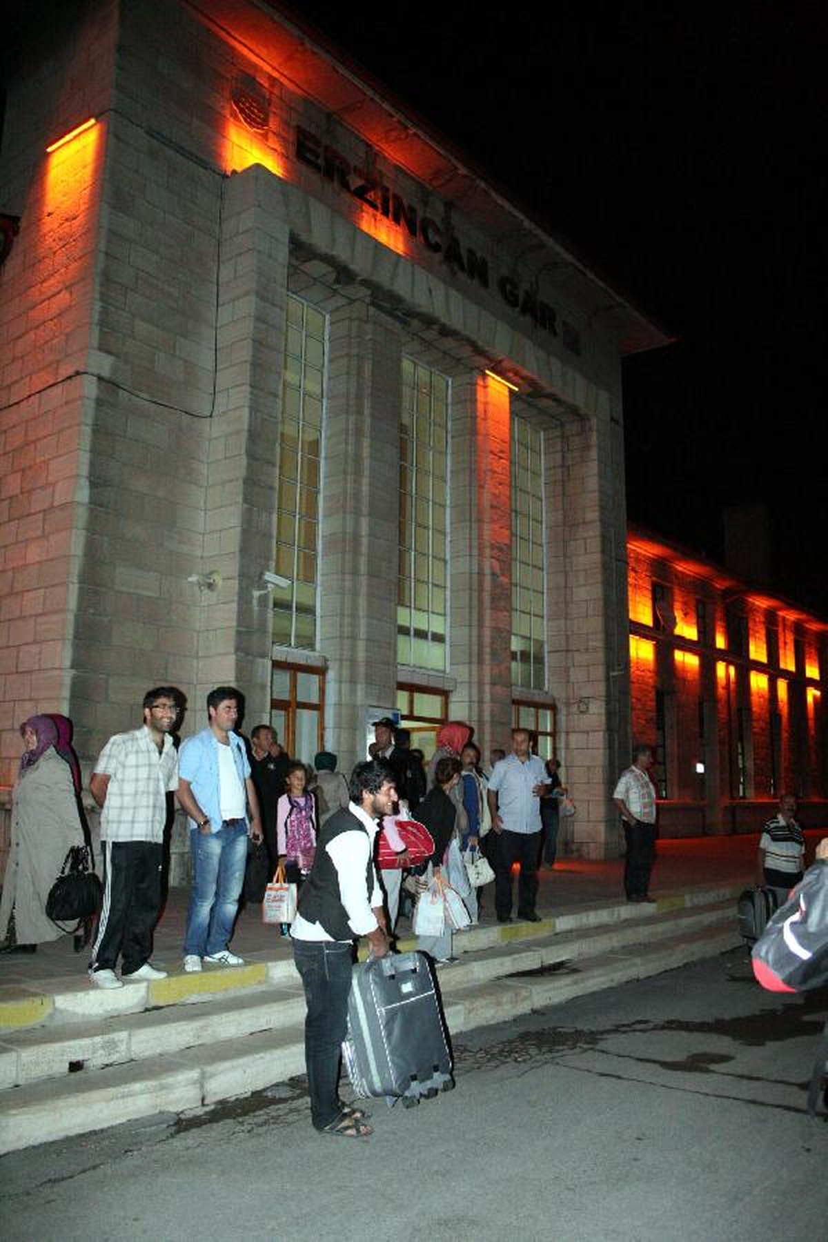 Kemah Demiryolunda Patlama, Bazı Vagonlar Raydan Çıktı