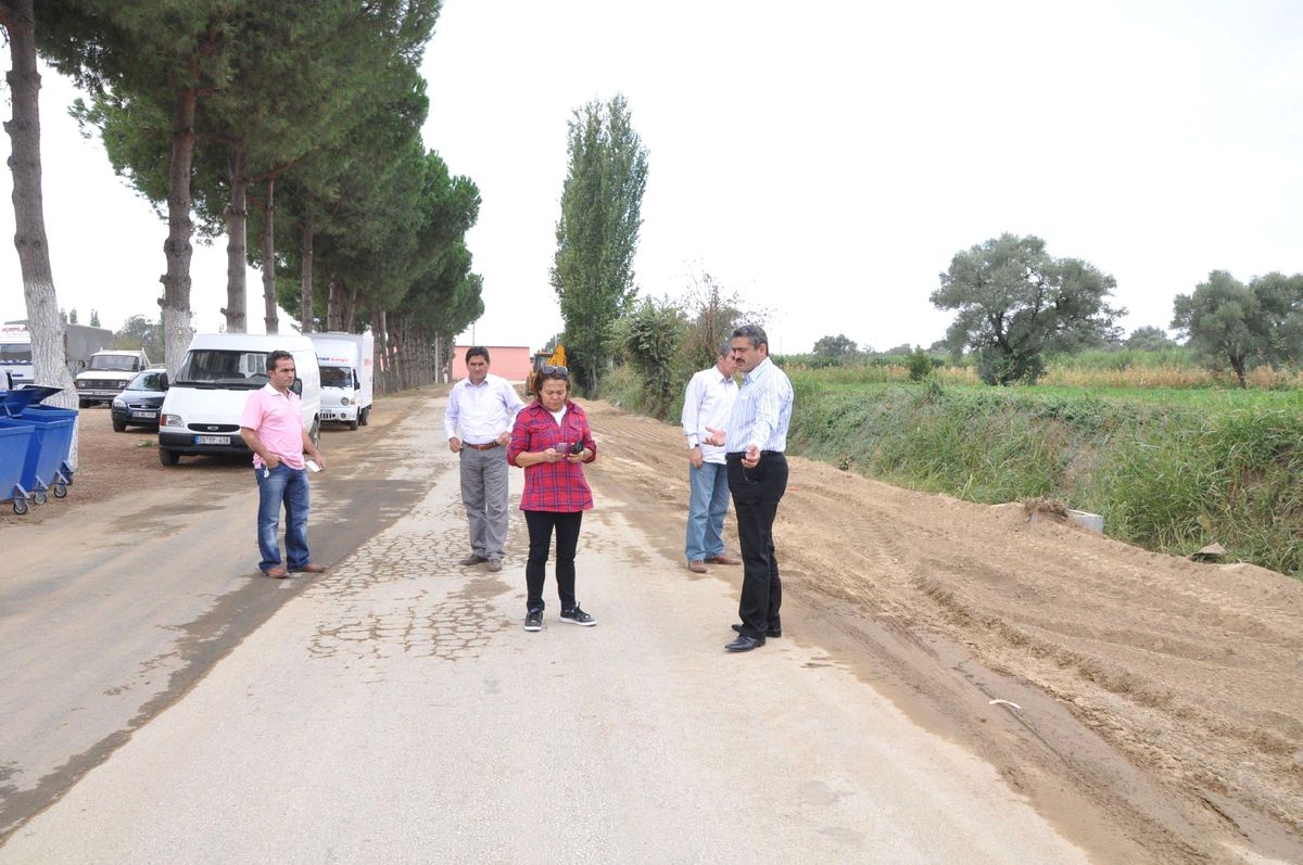 Nazilli Belediyesi Üst Yapı Çalışmalarını Sürdürüyor