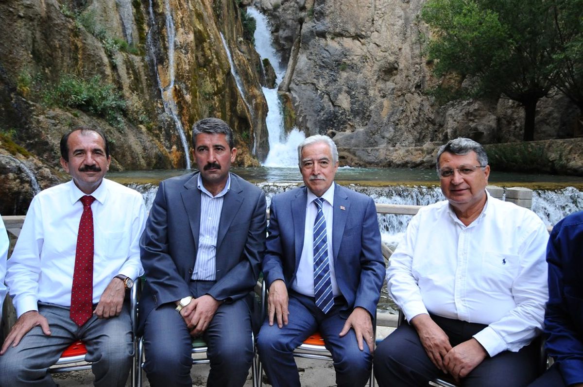 Şelaleyi Gezdiler Birlik Mesajı Verdiler