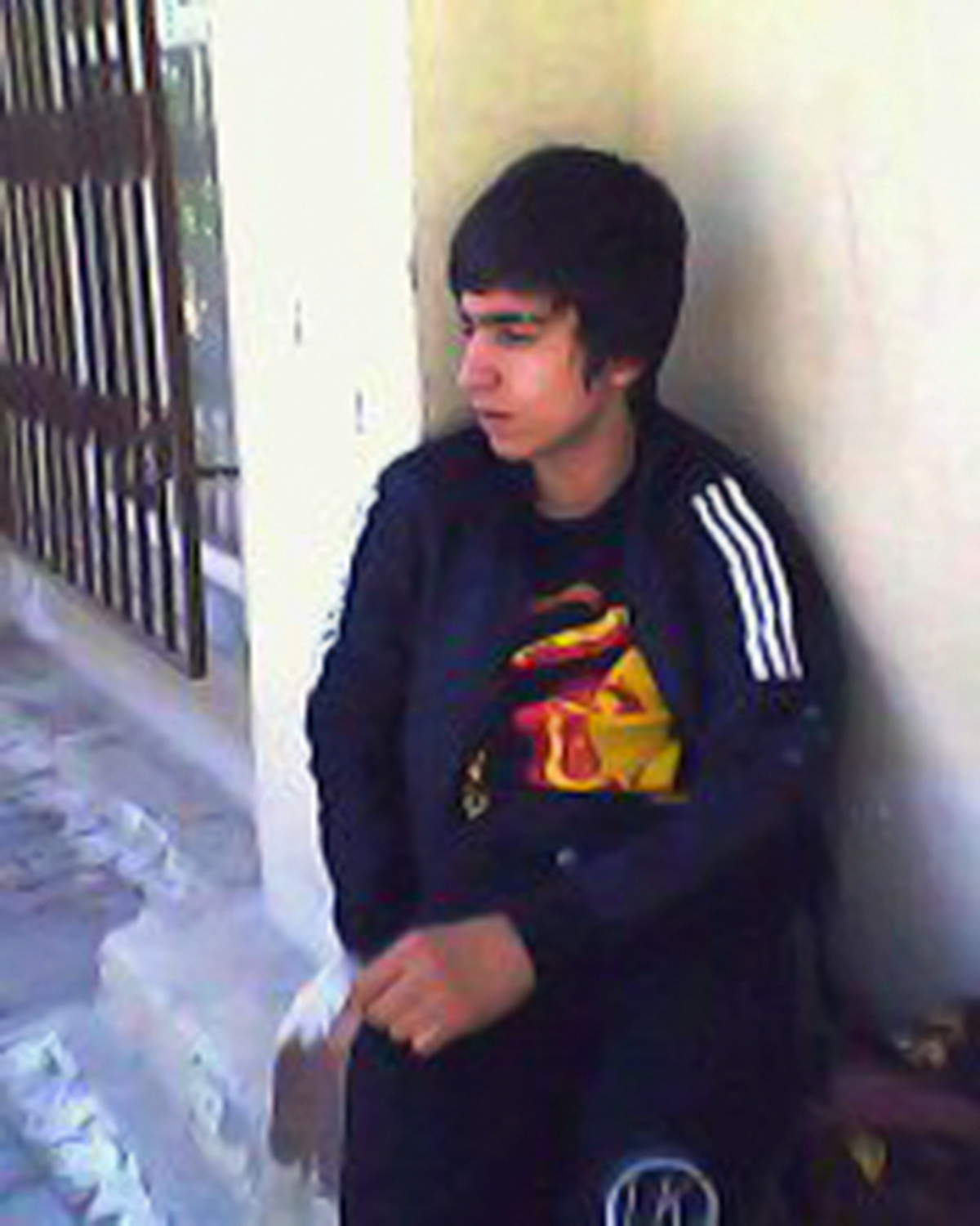 Binlerce İnsanın İçinde Öldürüldü