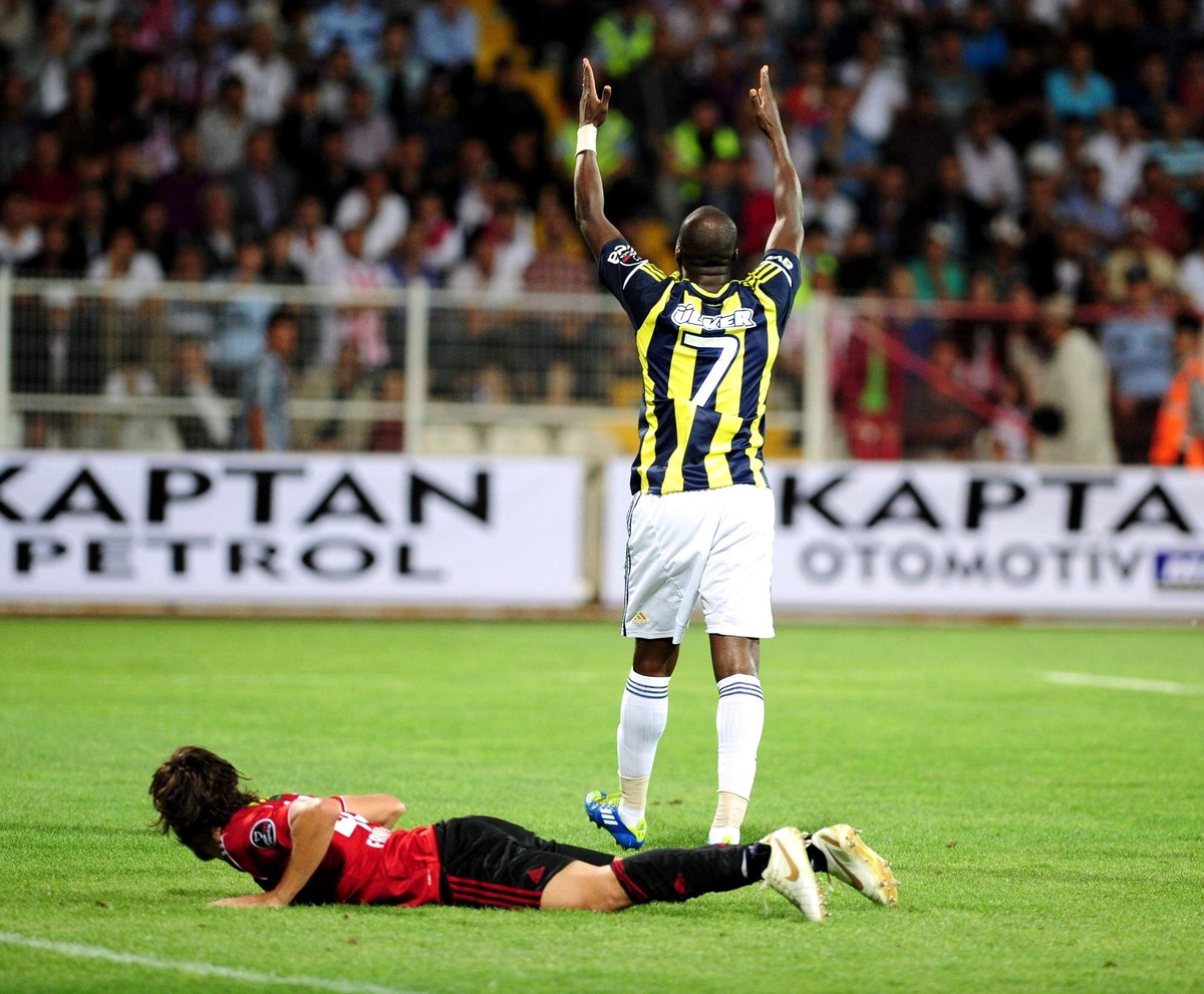 Sivasspor - Fenerbahçe 0 - 0 Berabere Kaldı