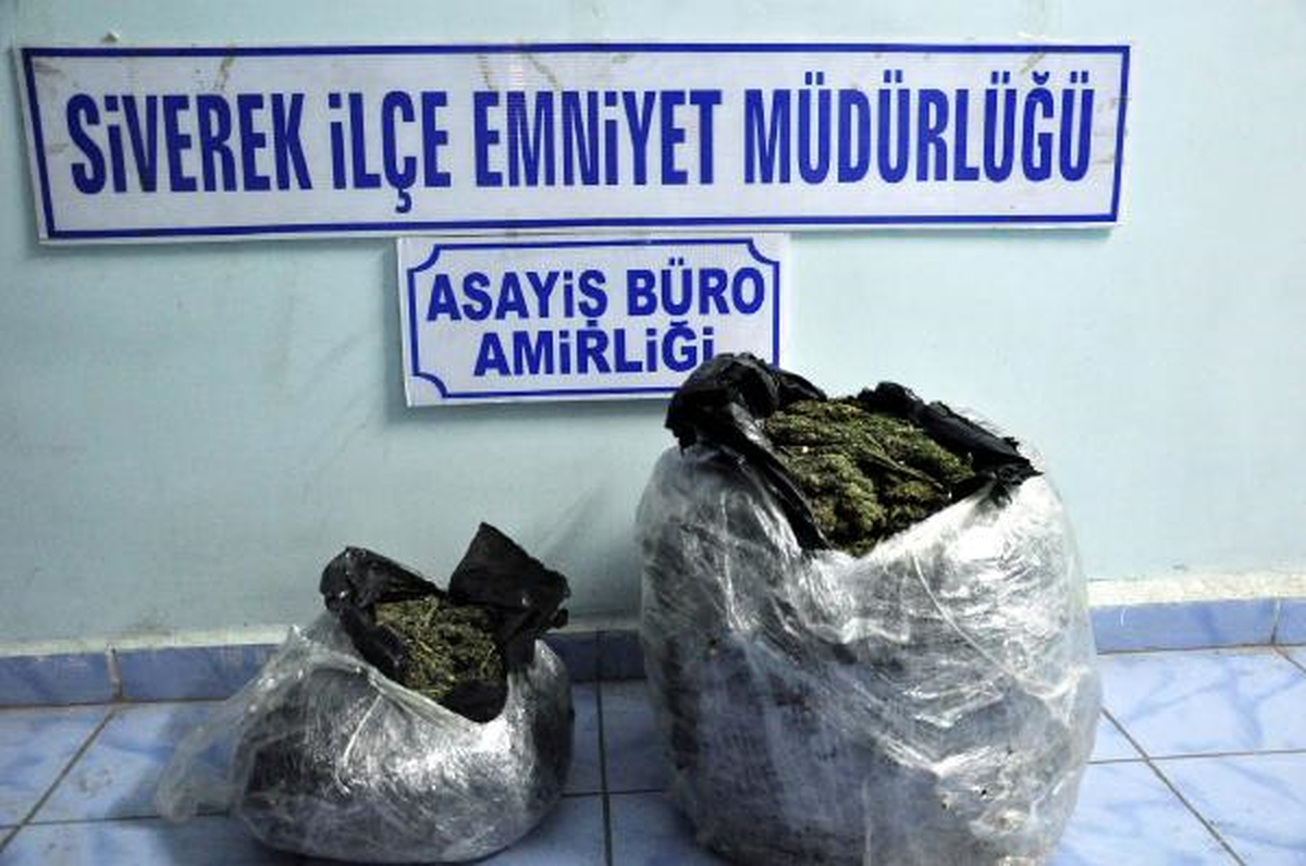 Siverek\'te Esrar Operasyonu: 4 Gözaltı