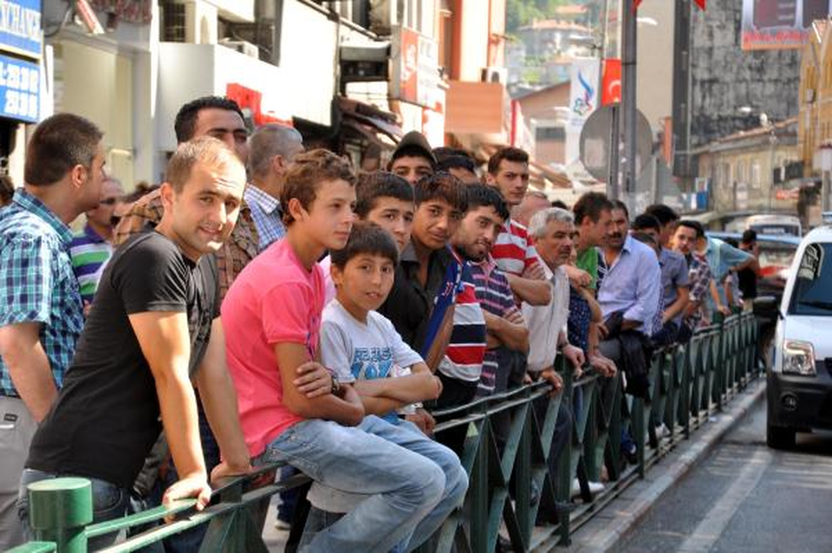Şüpheli Çanta Boş Çıktı