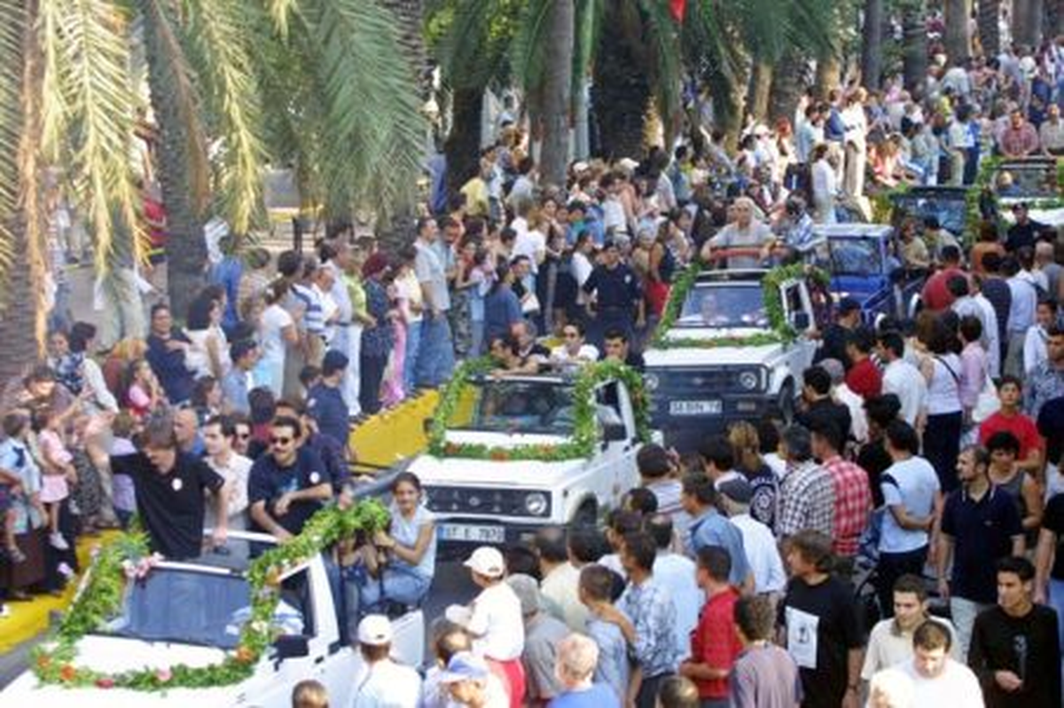 Altın Portakal\'a Sakızoğlu Desteği