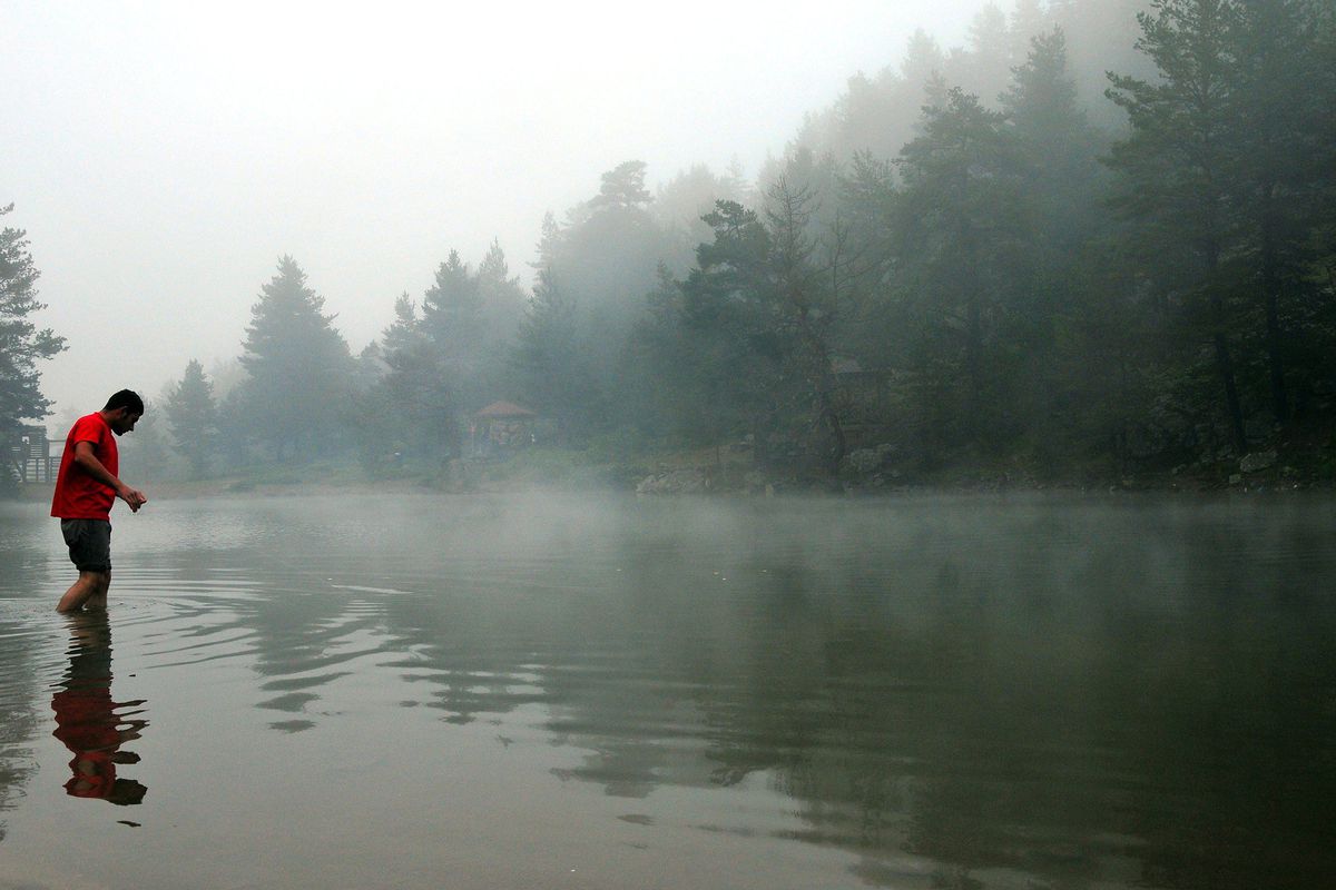 Arap Turistler Limni\'yi Mekan Tuttu