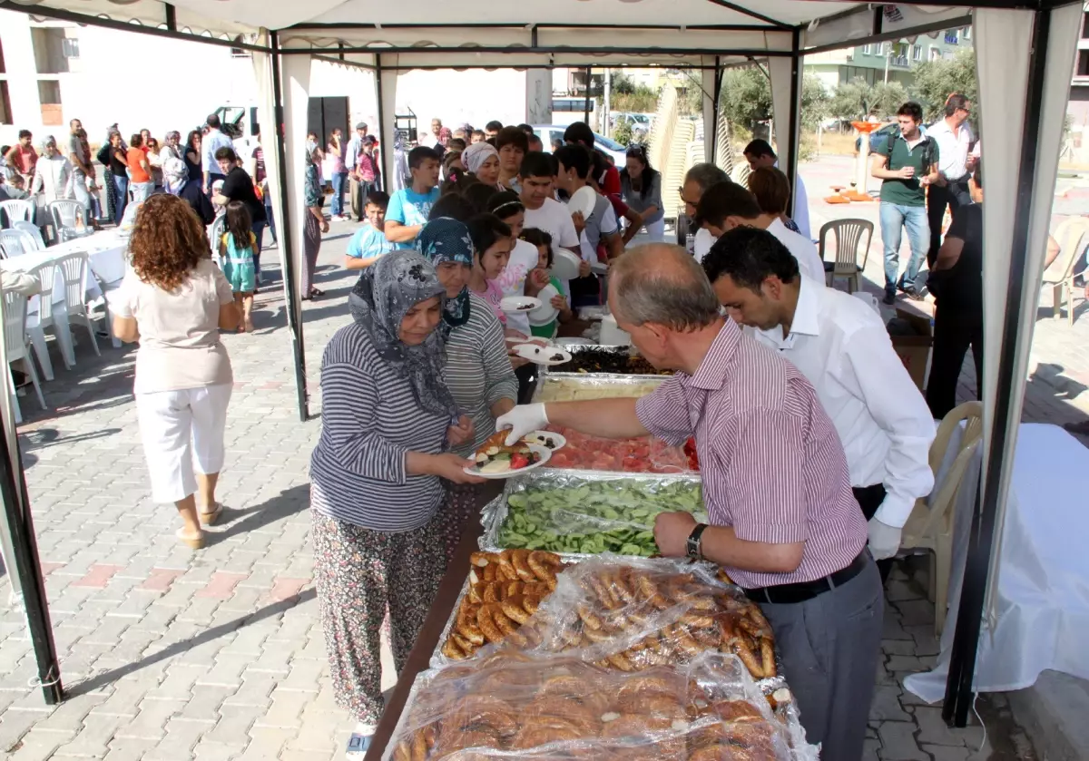 Başkan Gönenç Vatandaşlarla Kahvaltıda Buluştu