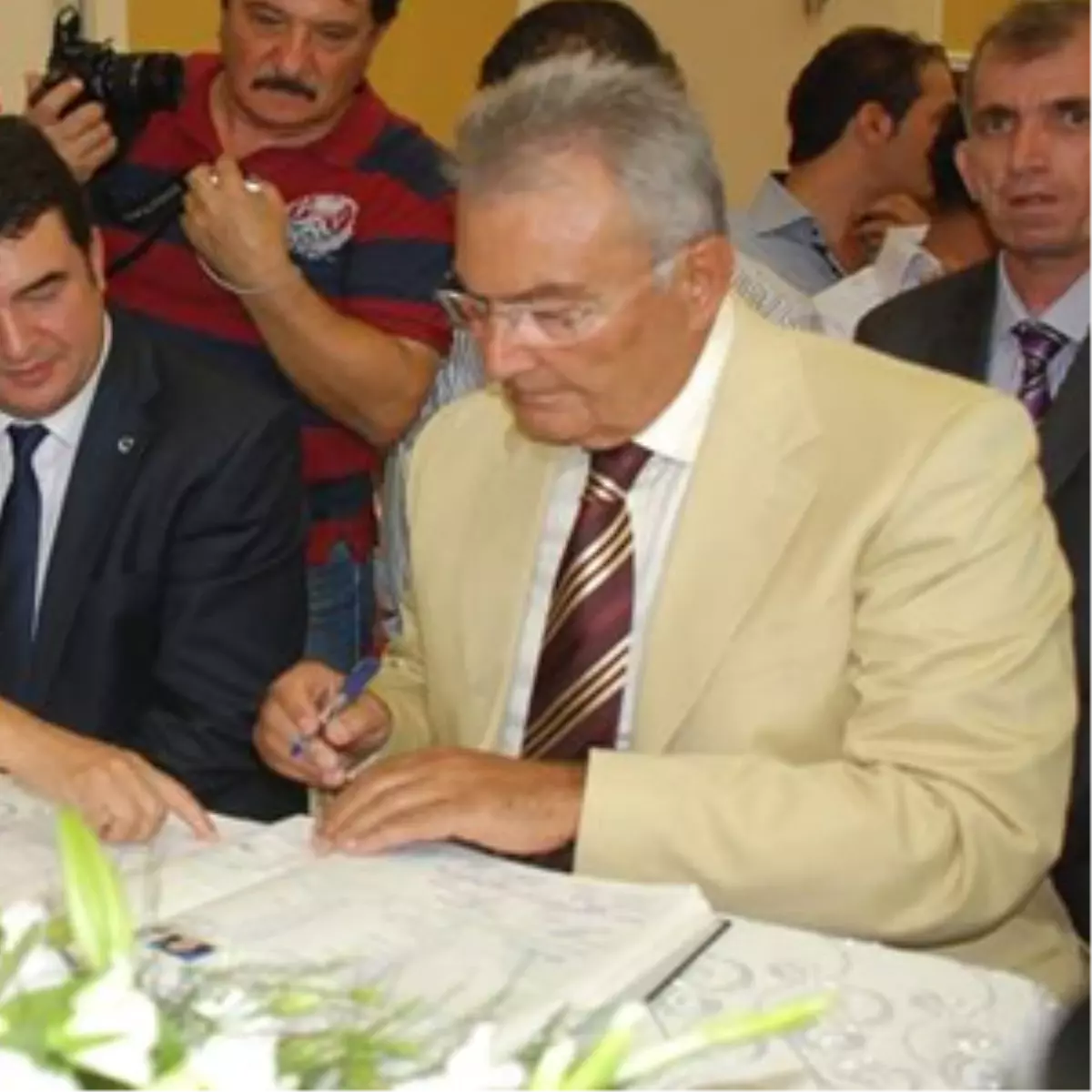 Deniz Baykal Nikah Şahidi Oldu