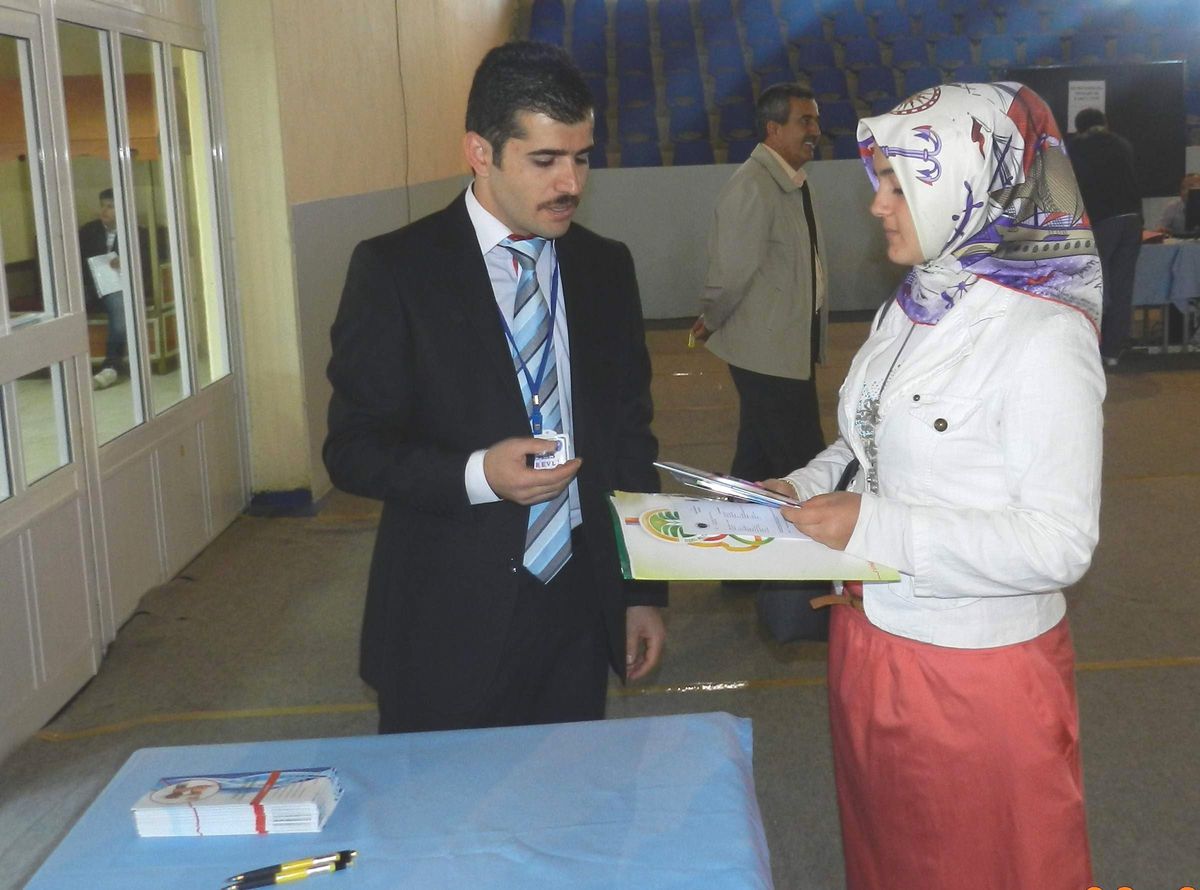 Emniyet\'ten Üniversitelilere Broşürlü Terör Uyarısı
