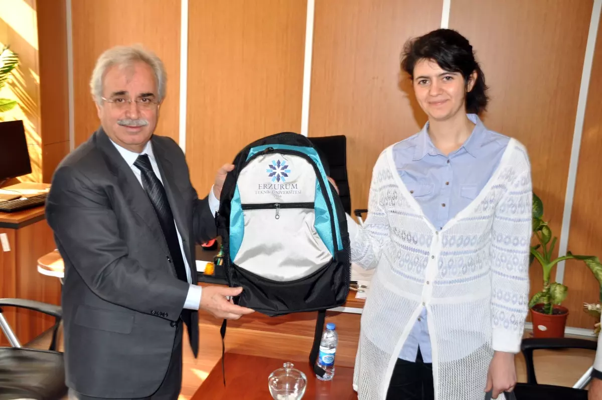 Etü\'de İlk Kayıt Heyecanı