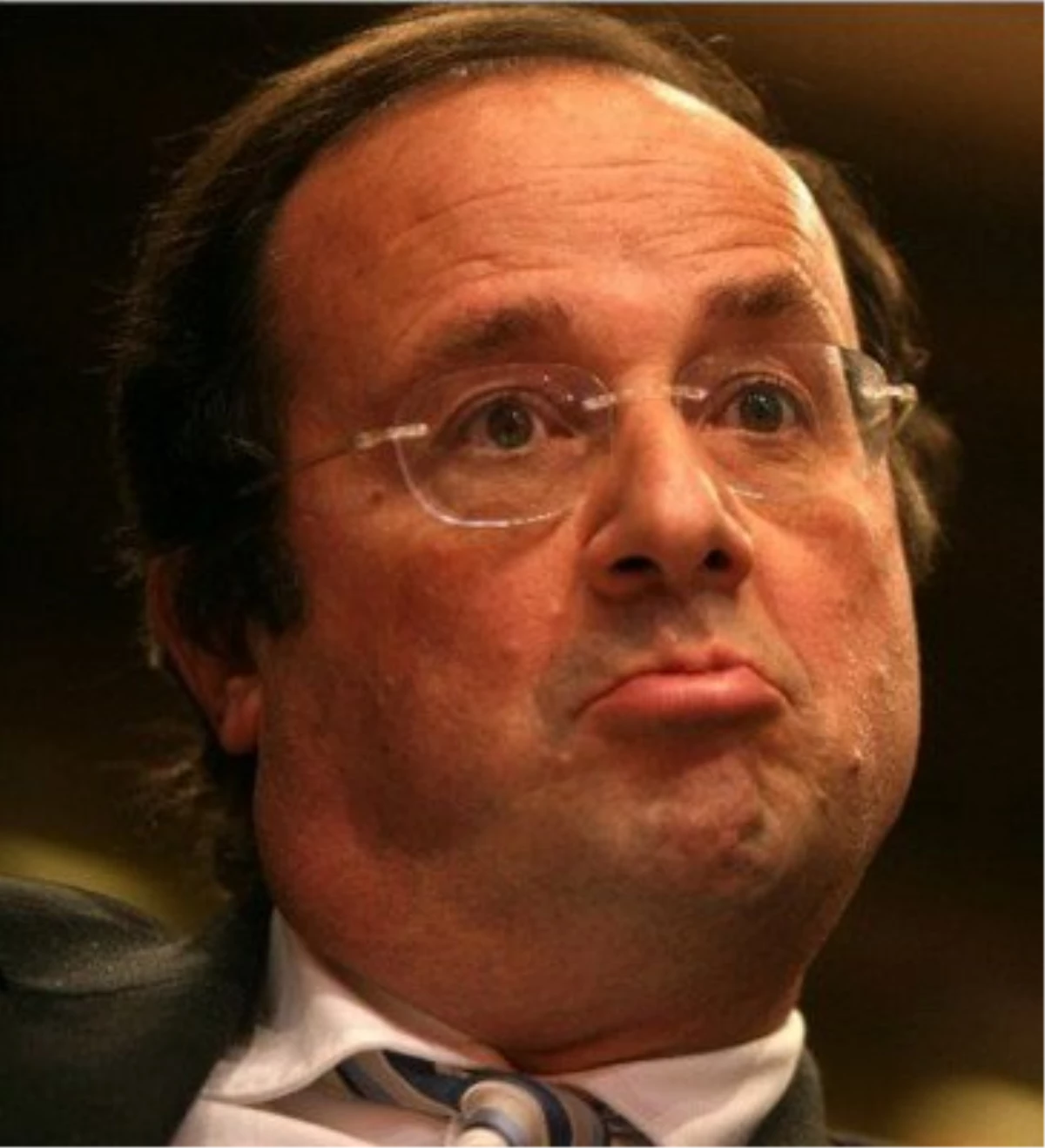 Fransa -Cumhurbaşkanı Hollande\'ın Popülaritesi Azalıyor