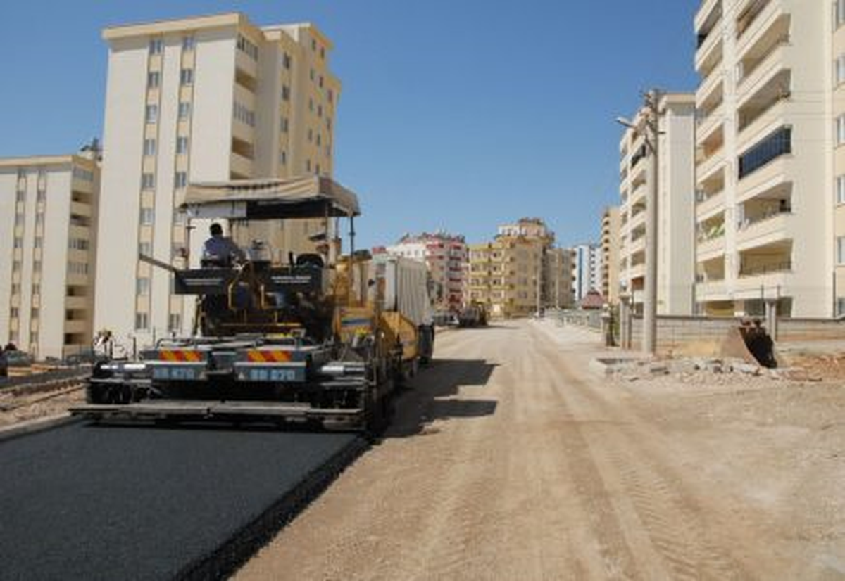 Hürriyet Mahallesi Asfaltlanıyor