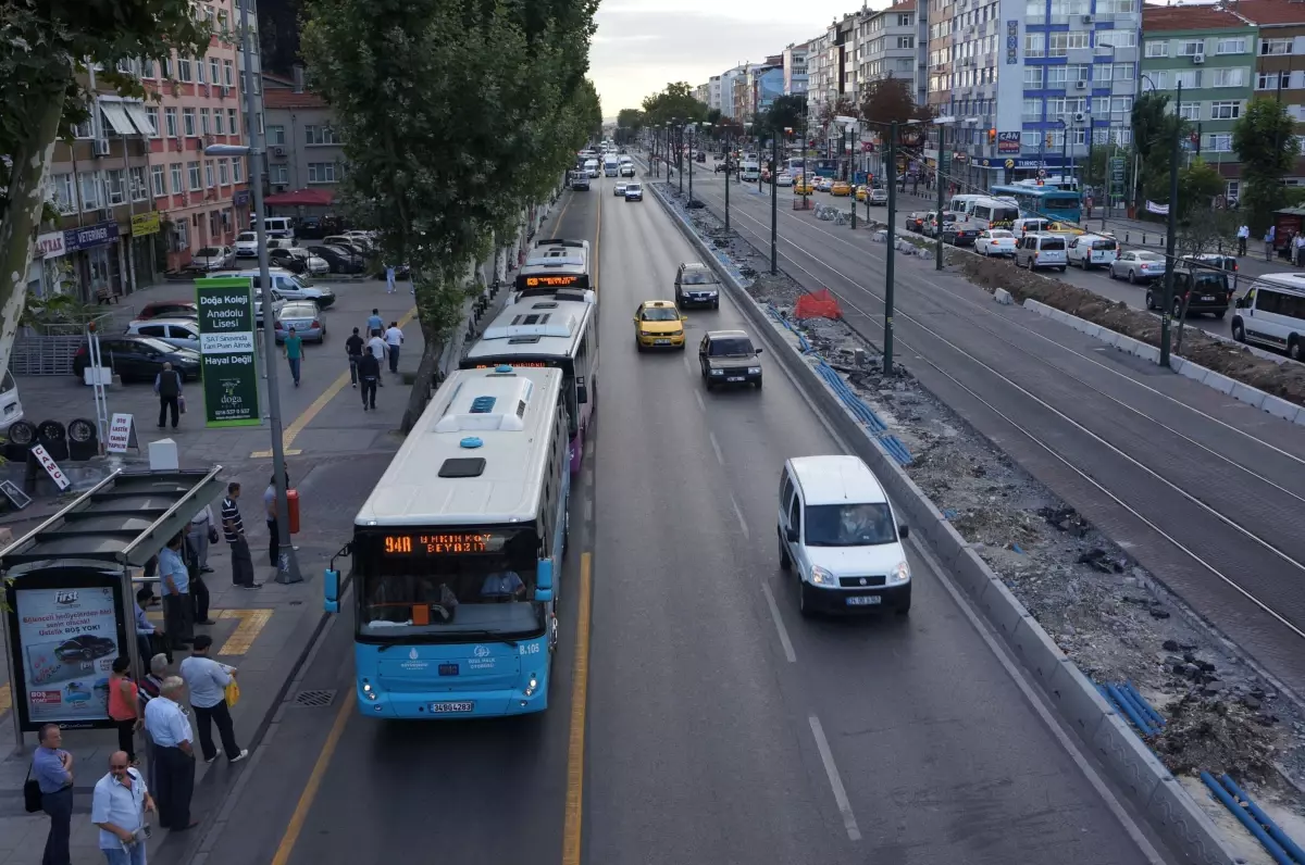 İstanbul\'da Otobüs Yolu Uygulaması