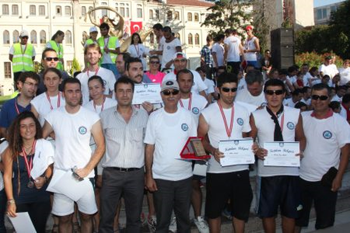 Mahalleler Porsuk\'ta Yarıştı