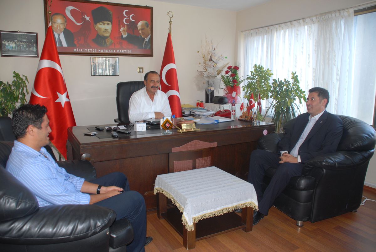 MHP Iğdır Milletvekili Sinan Oğan, Aliağa\'yı Ziyaret Etti