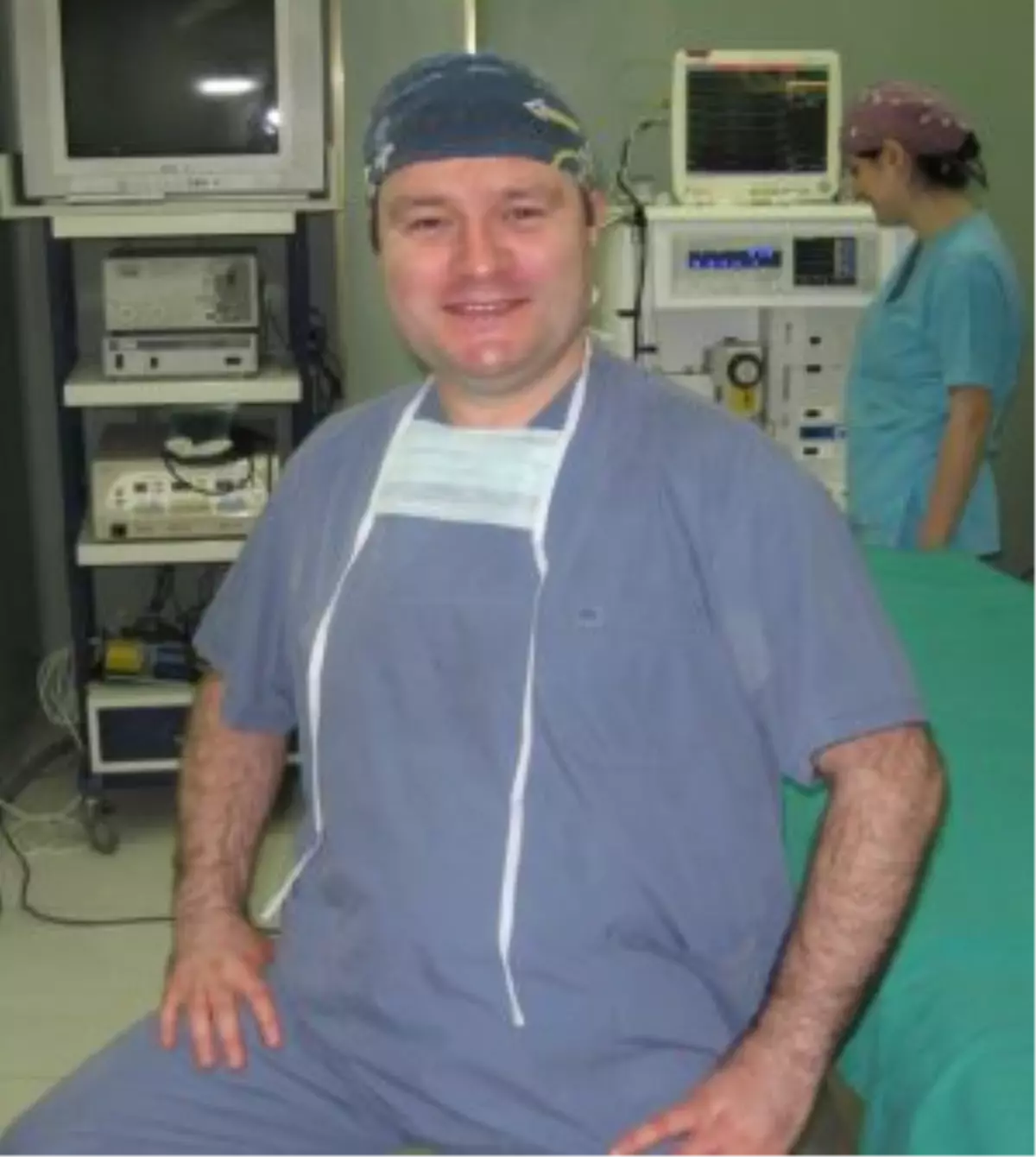 Saç Ekiminde Avrupa\'dan Türkiye\'ye Hasta Akını