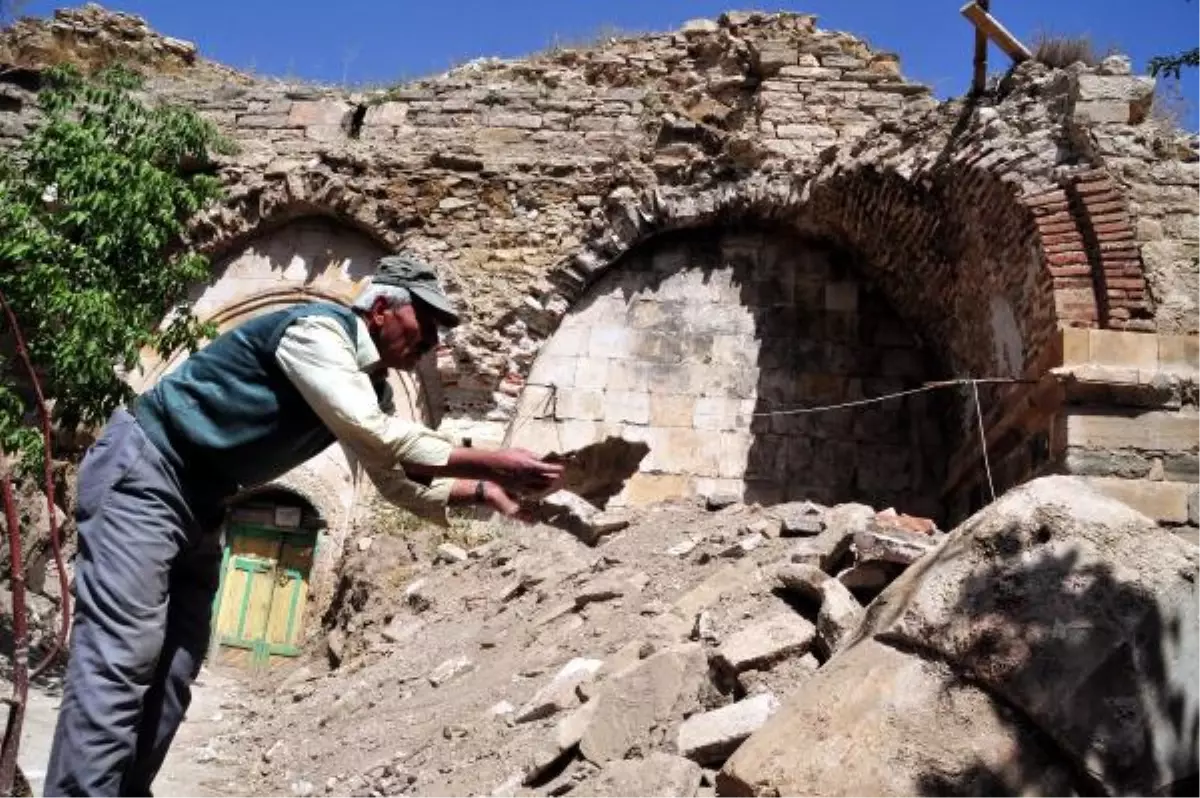 Tarihi Kilisenin Kurtarılması İçin, Tapu Sahibi Aranıyor