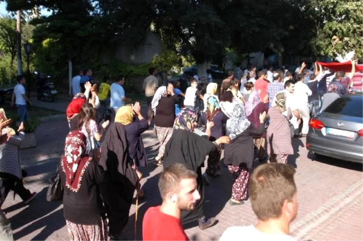 Terör Bursa ve İznik\'te Protesto Edildi