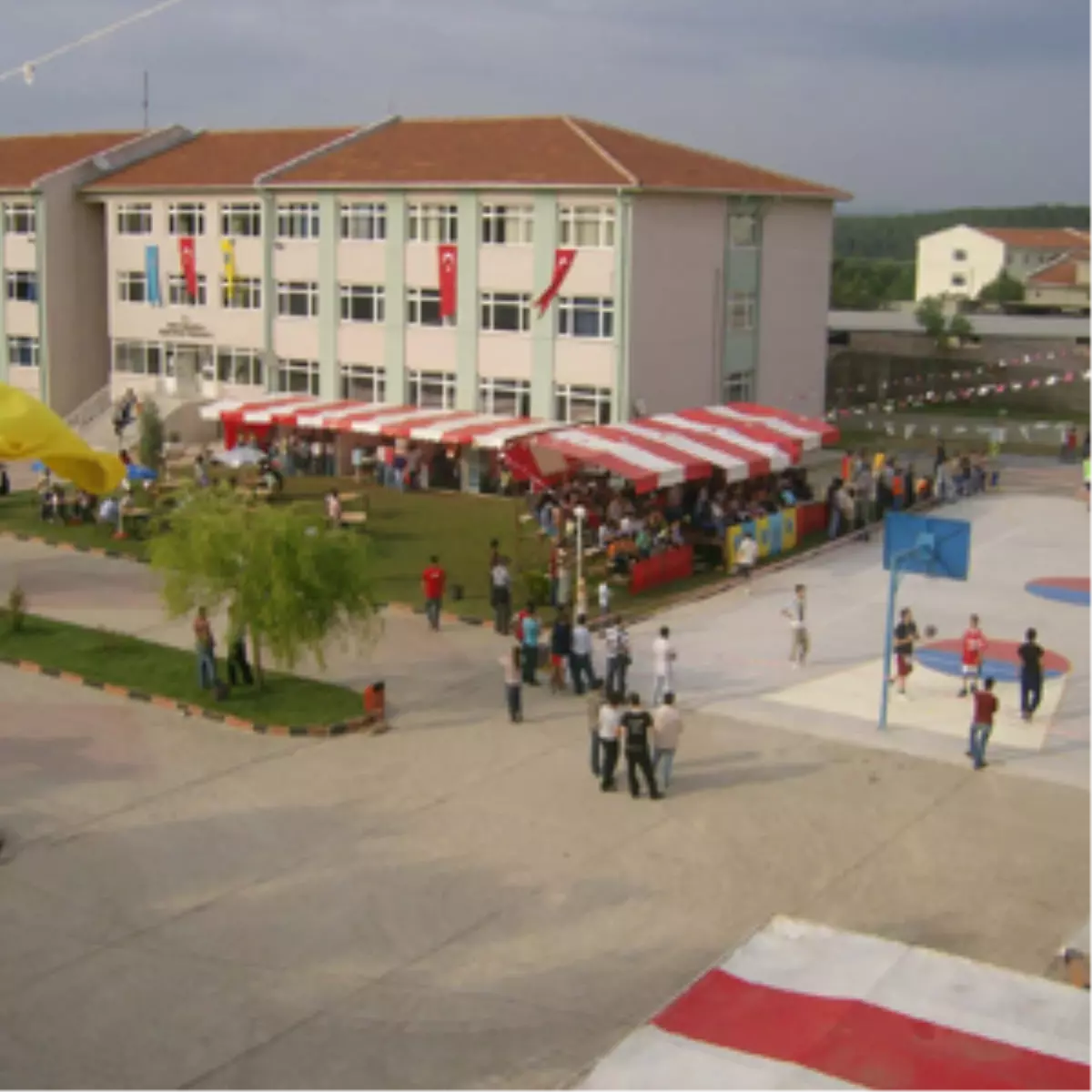 Trakya Üniversitesi\'nde Kayıt Heyecanı