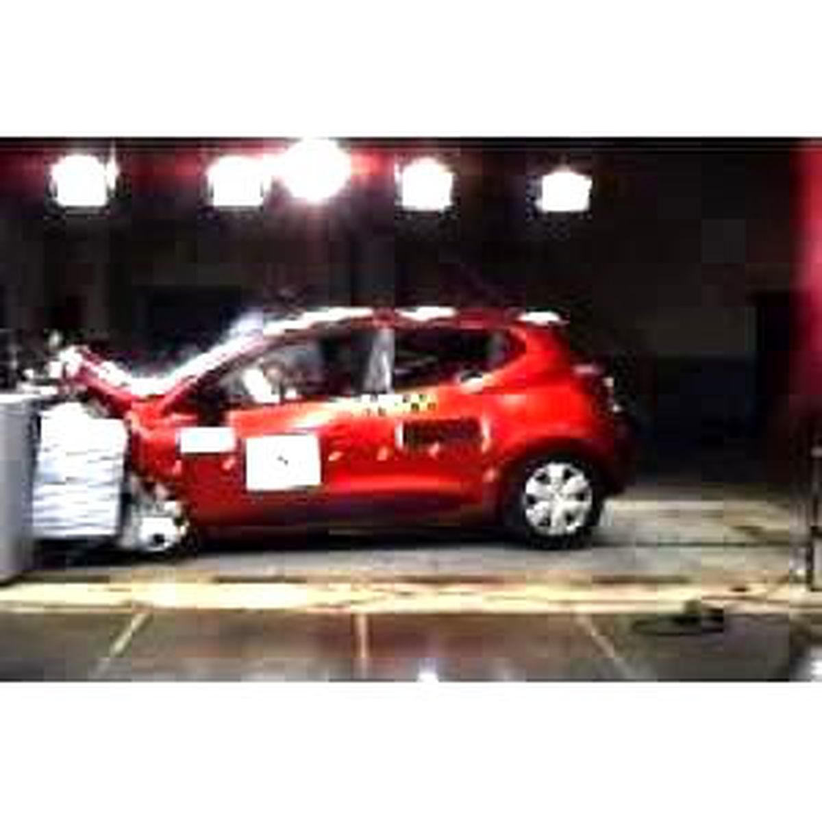 Yeni Clio\'ya 5 Yıldız!