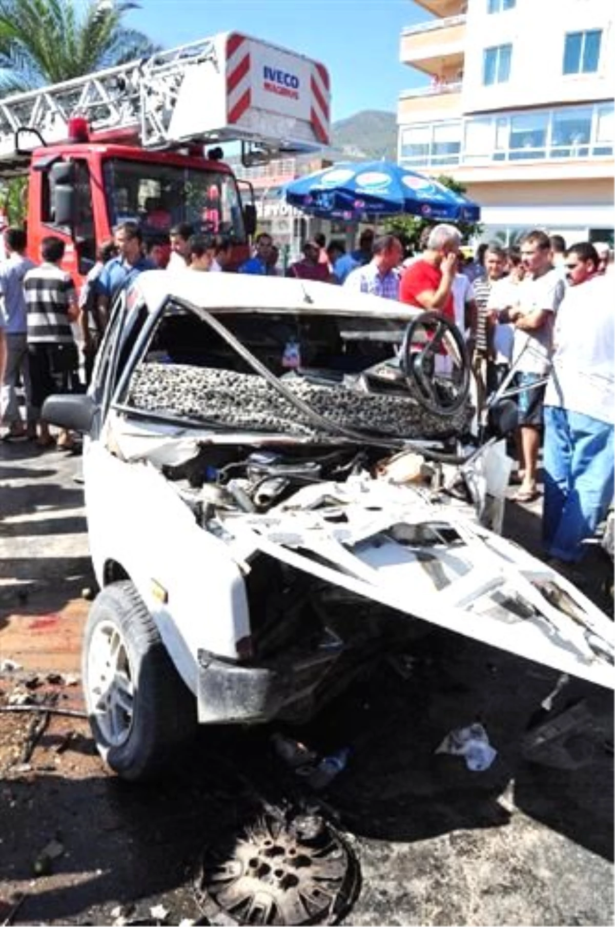 Alanya\'da Kaza: 1 Ölü, 2 Yaralı