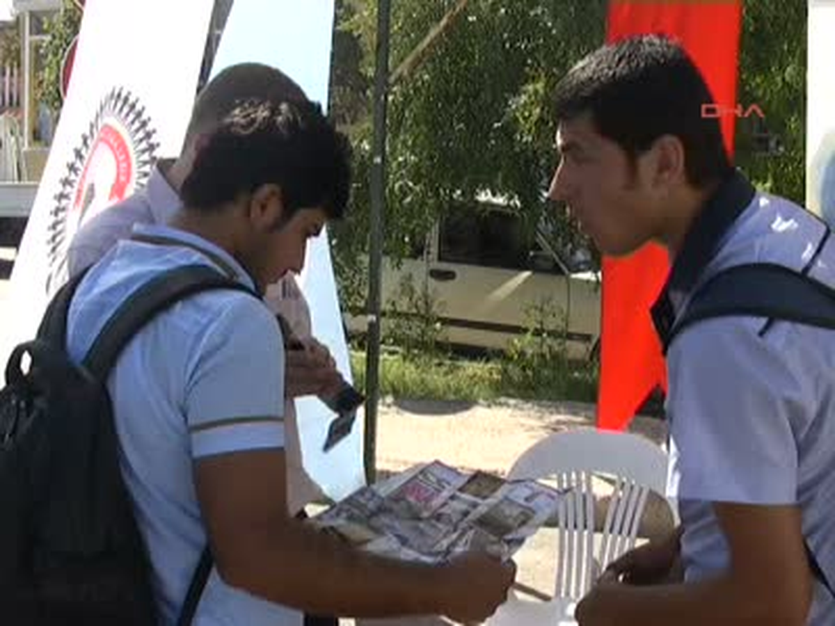 Belediyeden Öğrencilere Danışmanlık Hizmeti