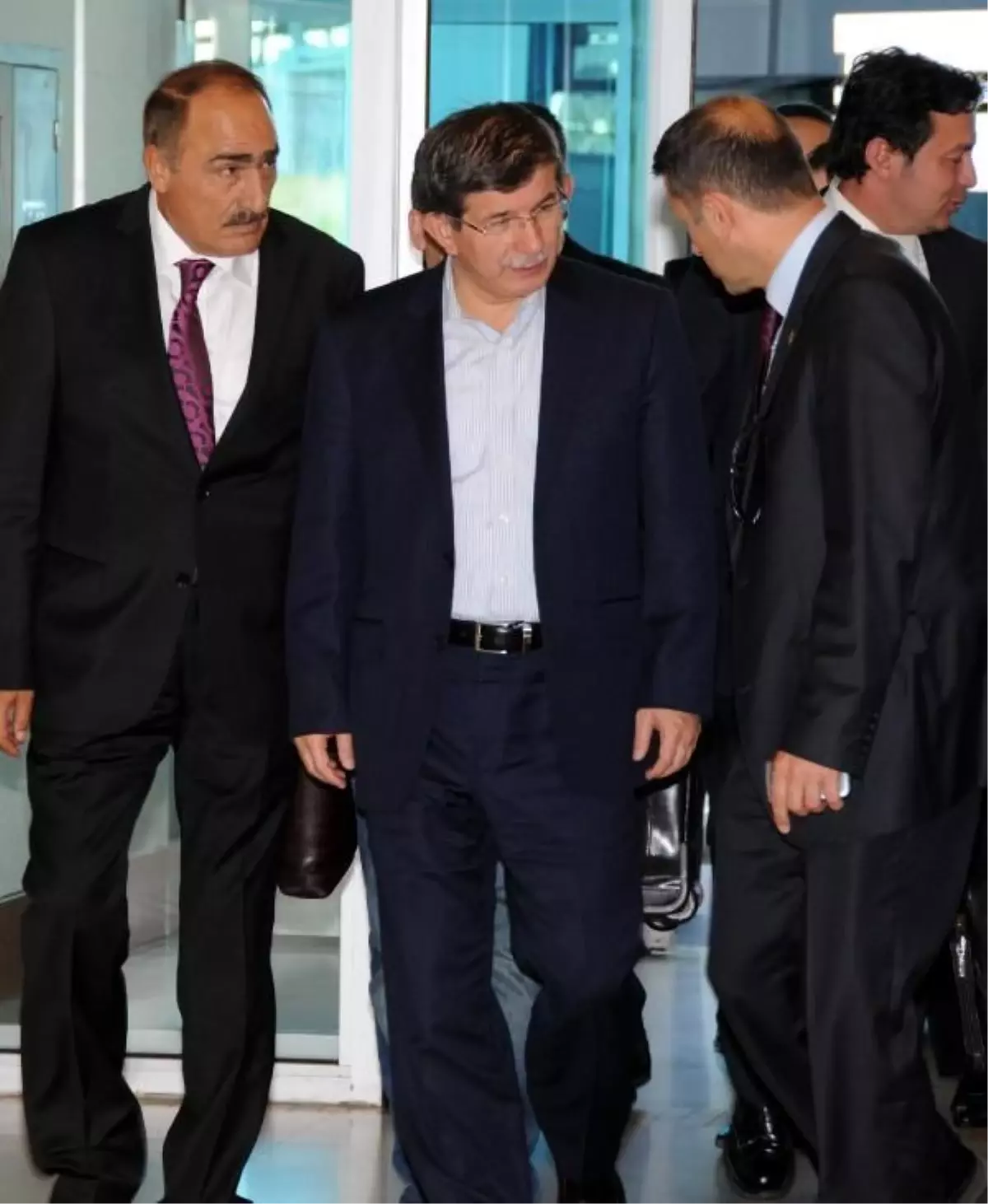 CHP\'den Davutoğlu Hakkında Gensoru