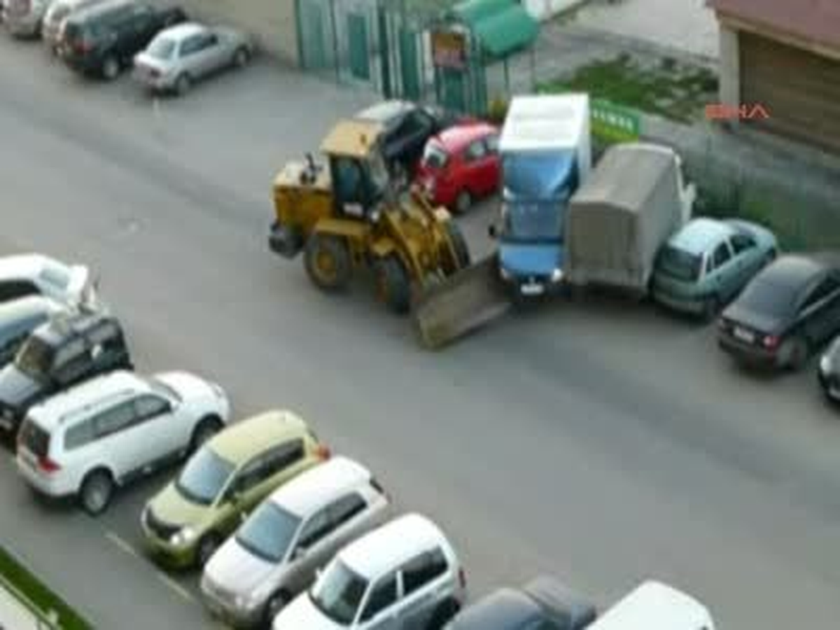 Dozer Operatörüne İbretlik Dayak