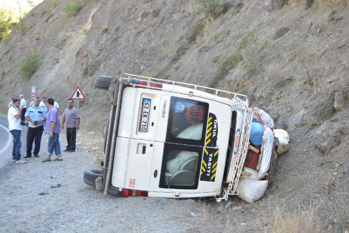 Fındık İşçilerini Taşıyan Munibüs Devrildi: 17 Yaralı
