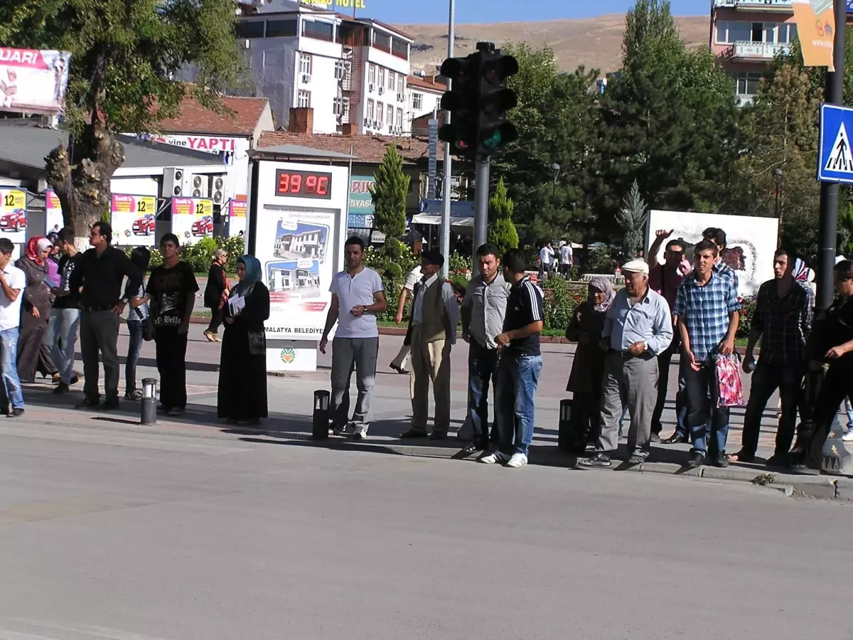 Malatya\'da Sıcaklık 40 Dereceye Yaklaştı