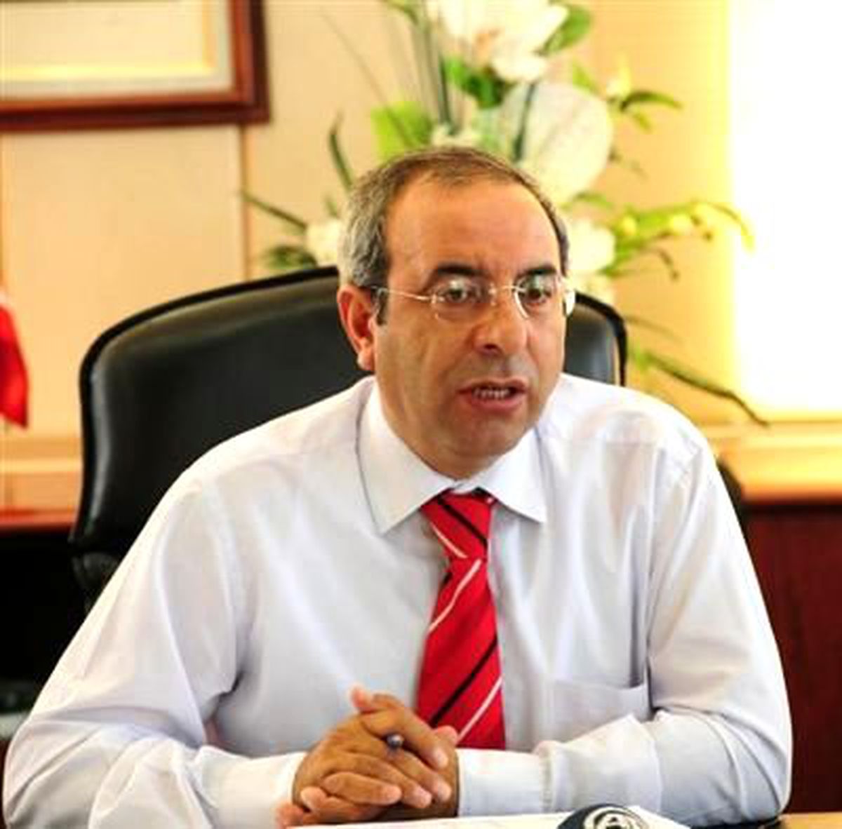 Rektör Battal\'dan Öğrencilere Yurt Müjdesi