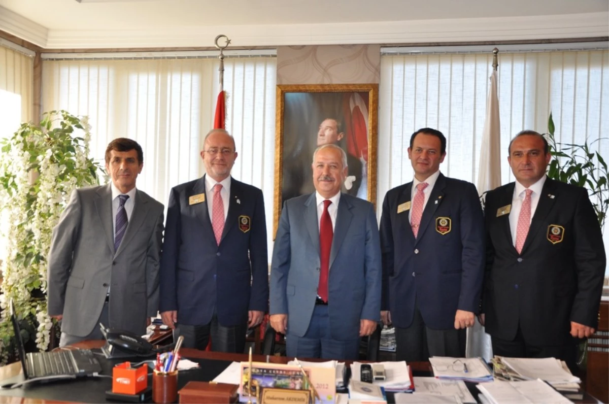 Rotary Kulübü\'nden Başkan Akdemir\'e Ziyaret