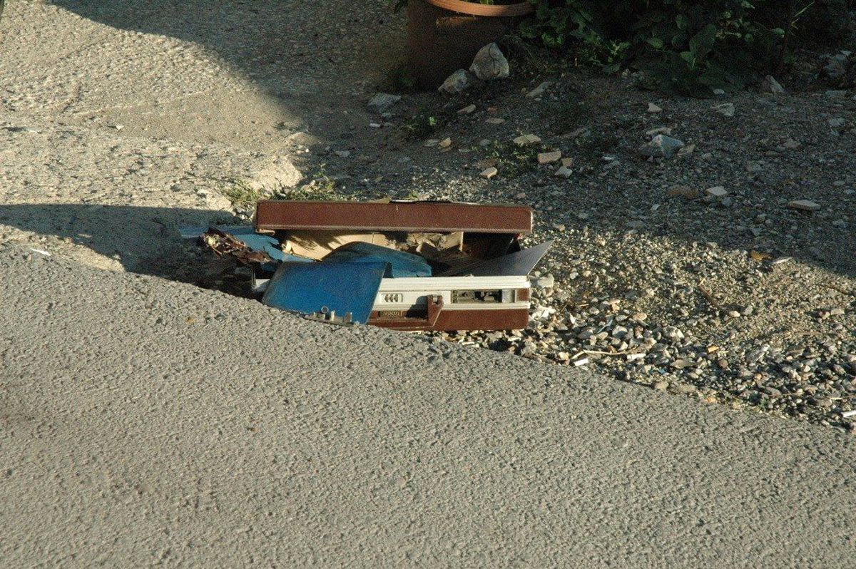 Sakarya\'da Şüpheli Çanta Paniği