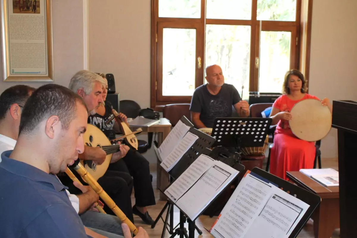 Seka Tarihi Türk Müziği Topluluğu Çalışmalarına Başladı