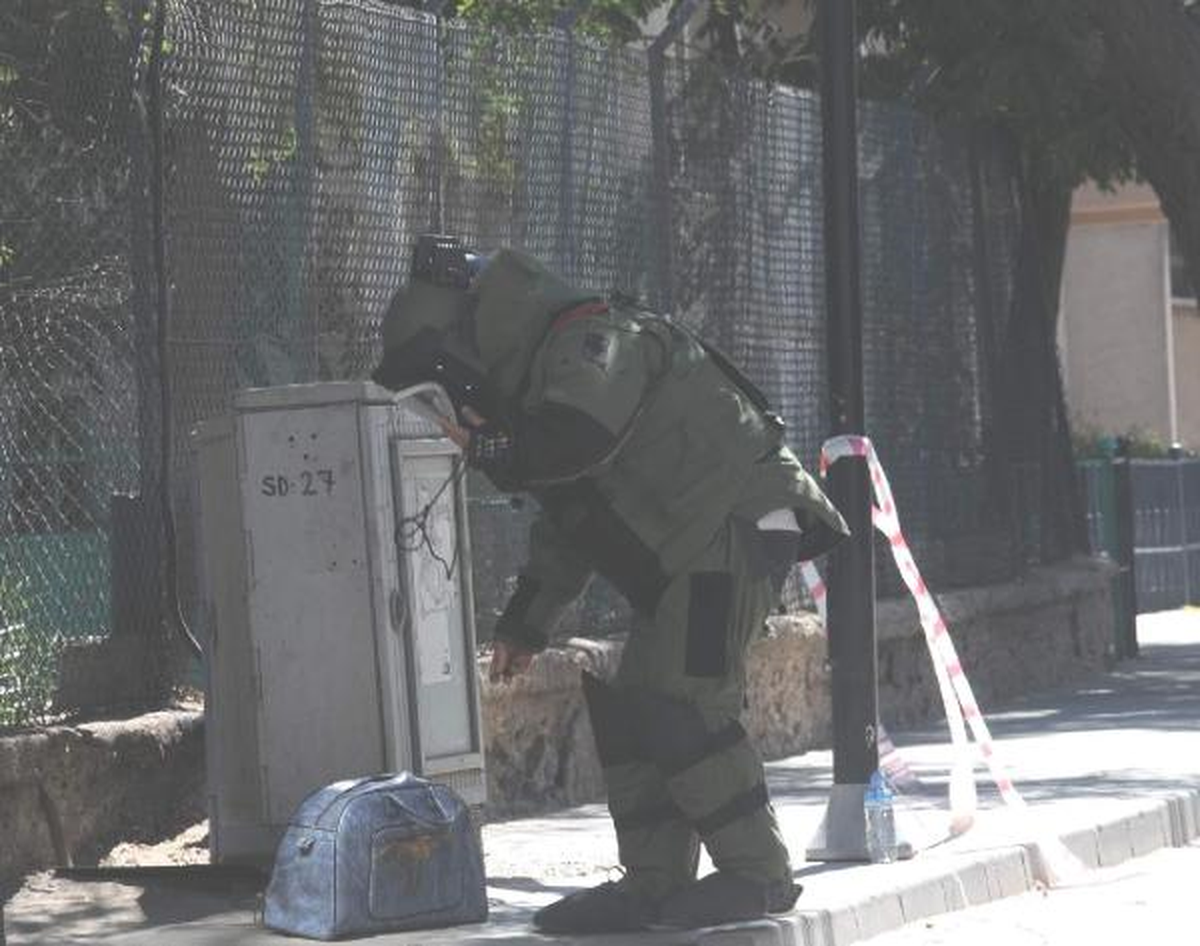Şüpheli Çanta İçin Kırklareli\'nden Bomba İmha Uzmanı Beklendi