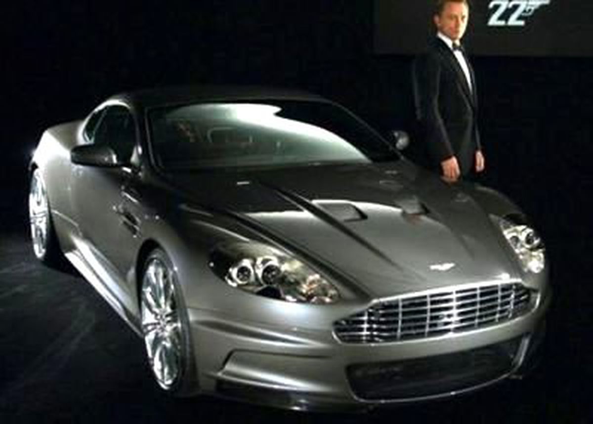007\'nin Aston Martin\'i Açık Artırmada