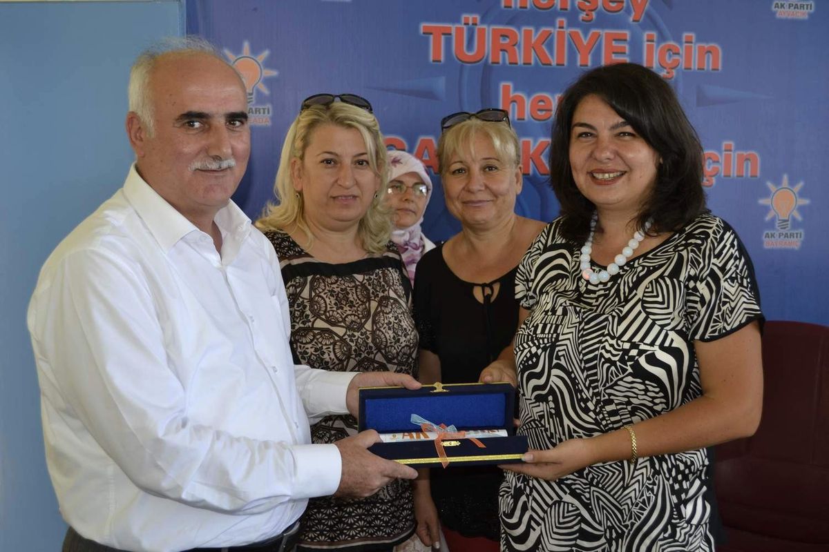AK Parti Kadın Kolları Dergi Çıkarıyor