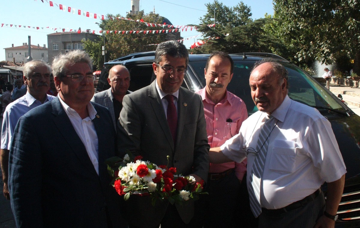 CHP Genel Başkan Yardımcısı Günaydın, İpsala\'da Çeltik Hasadına Katıldı
