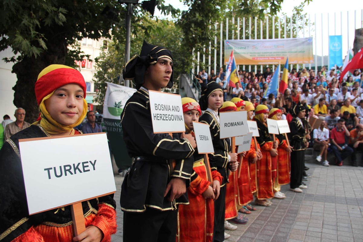 Güneydoğu Avrupa Ülkeleri Oryantiring Yarışmaları Bursa\'da Başladı