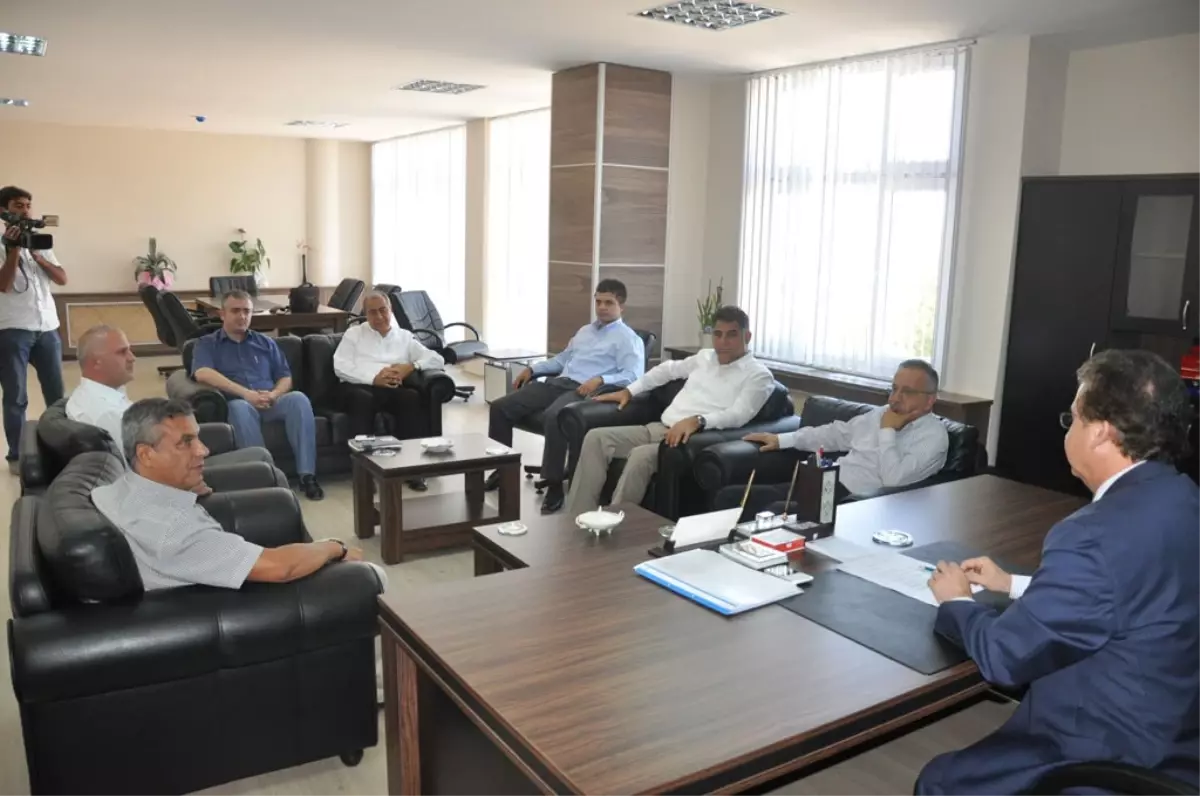 İnegöl İşletme Fakültesi İstişare Kurulu İlk Toplantısını Yaptı